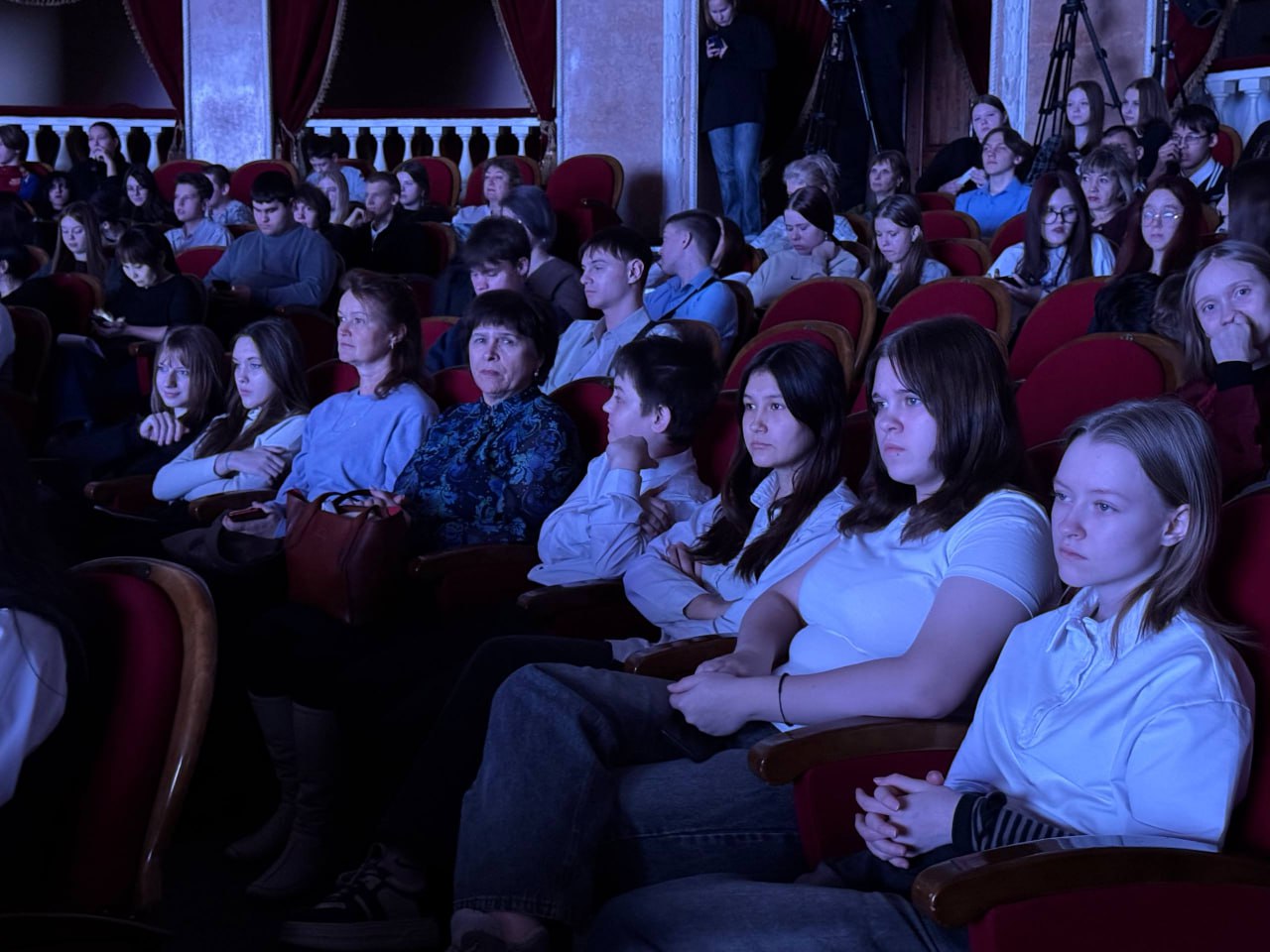 Ангарские старшеклассники и студенты техникумов посетили форум семейных ценностей Ангарские старшеклассники и студенты техникумов посетили форум семейных ценностей