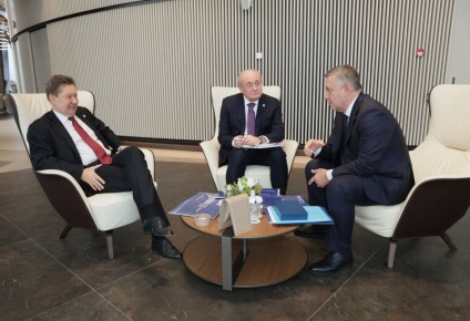 Алексей Миллер и Губернатор Иркутской области Игорь Кобзев подписали программу развития газоснабжения и газификации региона на 2026–2030 годы