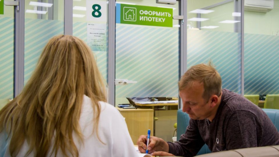 Как банки извлекают прибыль из клиентов: внутренний взгляд на методы заработка