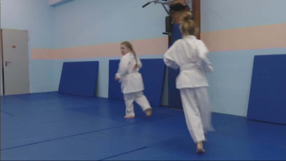 Секцию карате для детей с интеллектуальными нарушениями легкой и умеренной степени открыли на базе физкультурно-оздоровительного комплекса «Юбилейный» в Иркутске