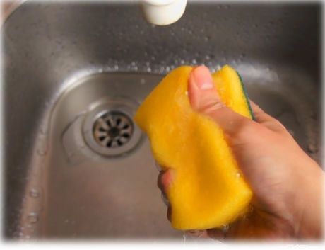 Как перекись водорода превращает повседневную уборку в эффективный ритуал дезинфекции