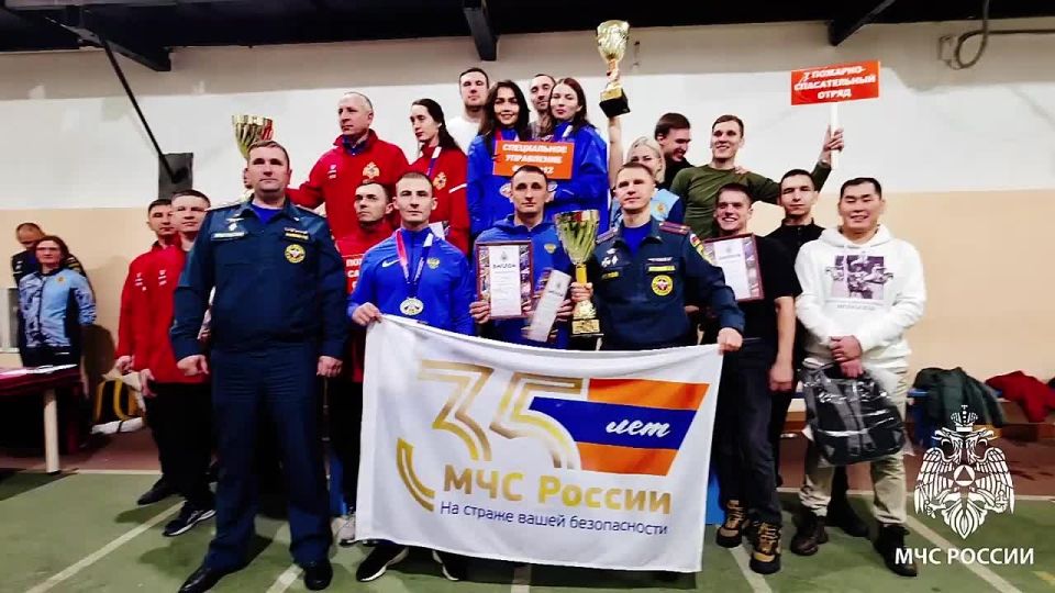 Соревнования по пожарно-спасательному спорту провели в Ангарске