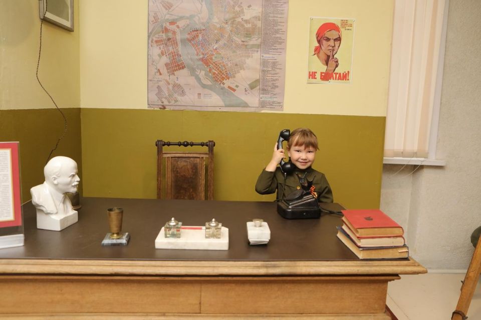 В музее истории Иркутска 29 ноября состоялась третья встреча героев проекта «Защитники Отечества: связь поколений» В музее истории Иркутска 29 ноября состоялась третья встреча героев проекта «Защитники Отечества: связь поколений»