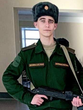 В зоне проведения специальной военной операции героически погиб Максим Долгов из Нукутского района