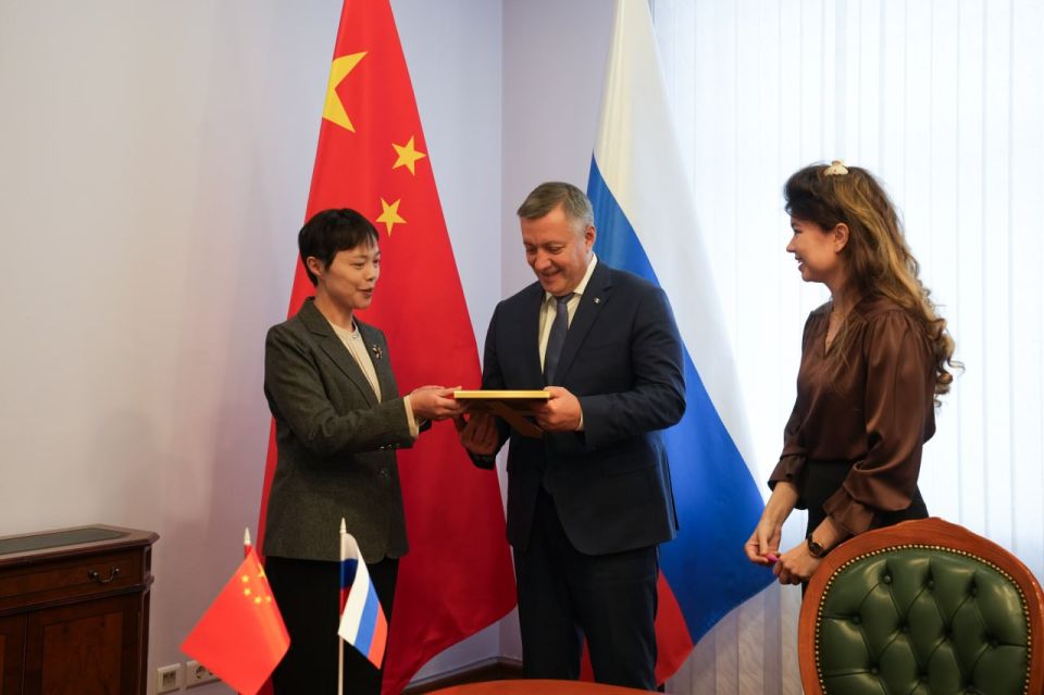 Губернатор Приангарья встретился с вновь назначенным Генеральным консулом КНР в Иркутске