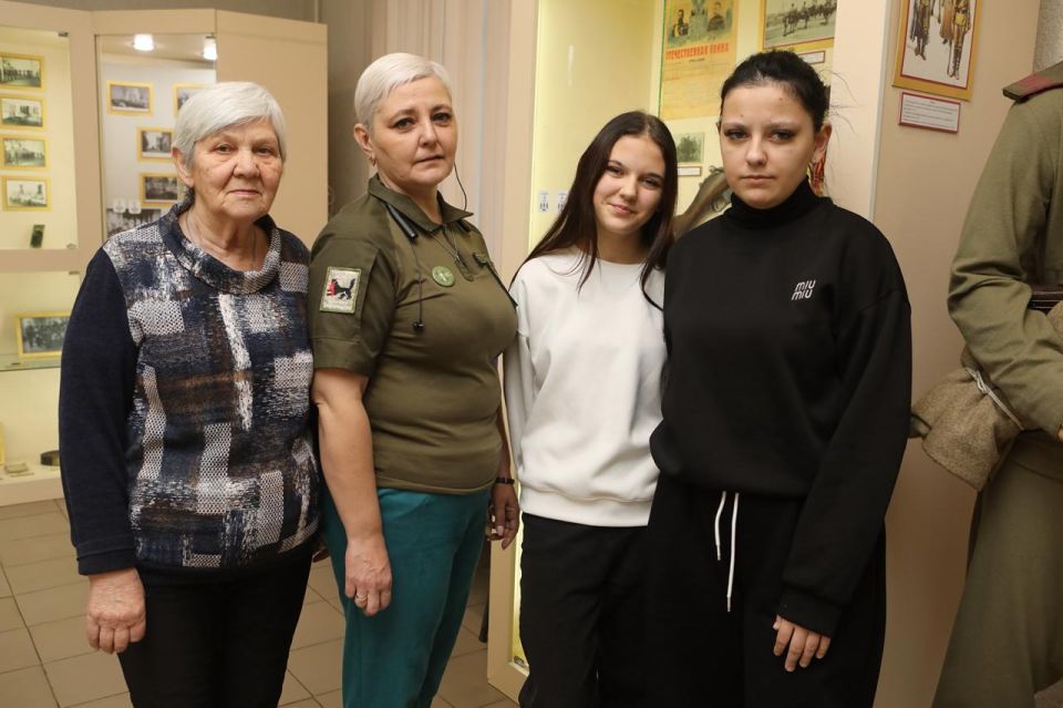 В музее истории Иркутска 29 ноября состоялась третья встреча героев проекта «Защитники Отечества: связь поколений» В музее истории Иркутска 29 ноября состоялась третья встреча героев проекта «Защитники Отечества: связь поколений»