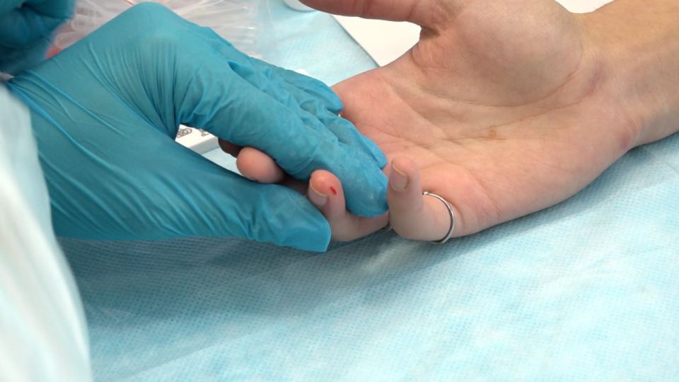 Сегодня жители Иркутска могут пройти бесплатное и анонимное экспресс-тестирование на ВИЧ-инфекцию