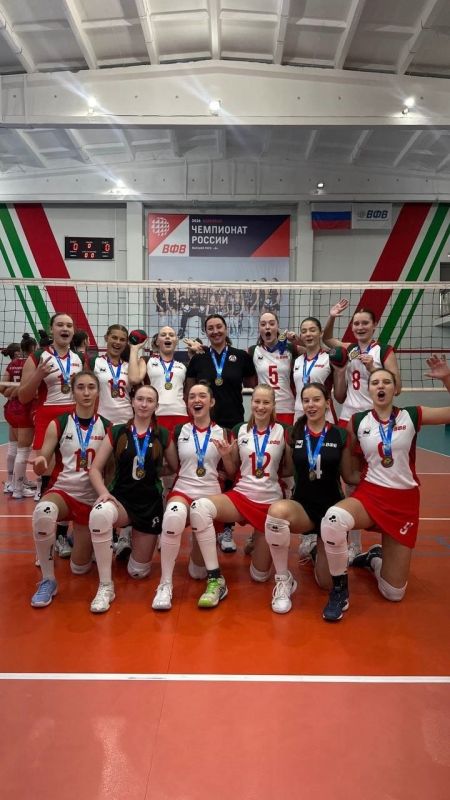 Волейболистки сборной Иркутской области стали победительницами первенства Сибирского федерального округа среди команд девушек до 18 лет