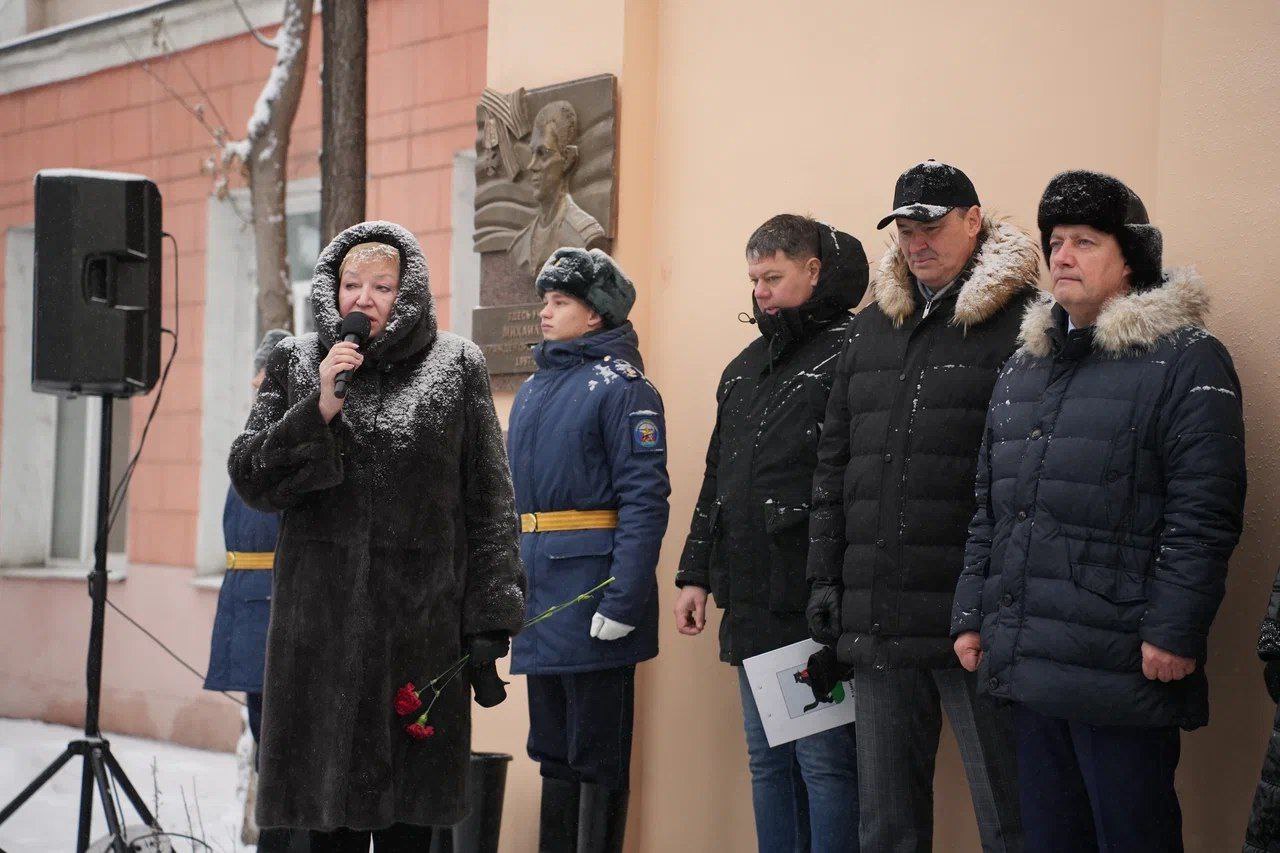 Память выпускника школы 26, участника СВО Михаила Зуева увековечили в Иркутске Память выпускника школы 26, участника СВО Михаила Зуева увековечили в Иркутске
