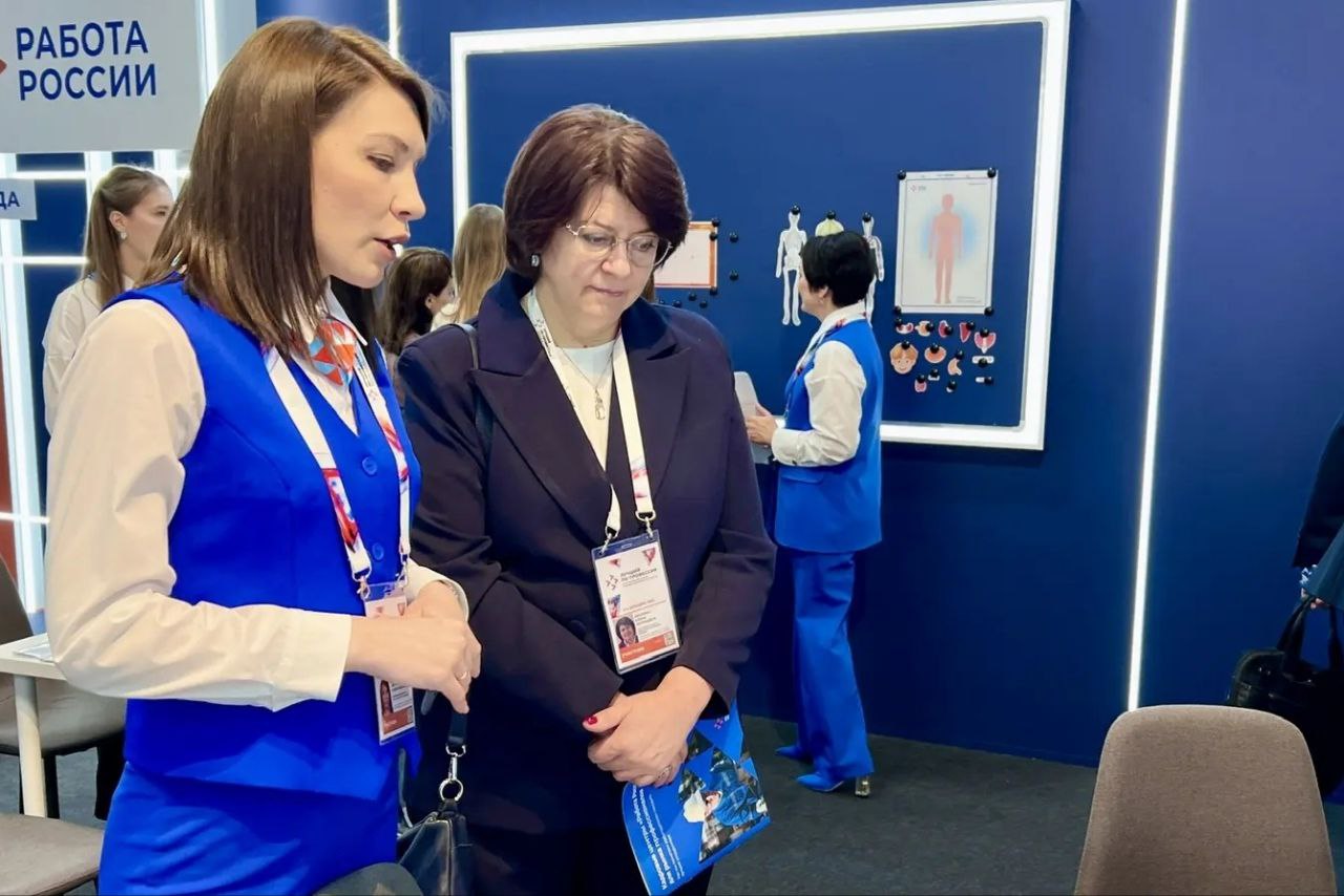 В рамках Всероссийского Кадрового форума специалисты Кадрового центра Иркутской области представили на стенде Минтруда России передовой опыт в сфере занятости В рамках Всероссийского Кадрового форума специалисты Кадрового центра Иркутской области представили на стенде Минтруда России передовой опыт в сфере занятости