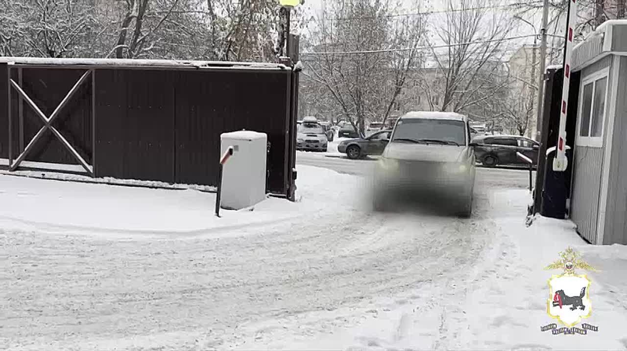 В столице России полицейские задержали мужчину из Иркутской области, подозреваемого в организации криминального сообщества