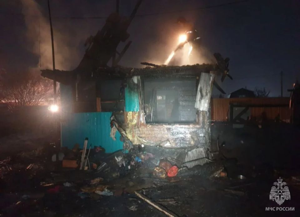 Два человека погибли на пожаре в садоводстве «Иркут» в Иркутске