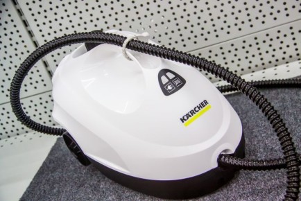 Чем чистить плетеную мебель, чтобы не растрепались волокна: проще не придумать