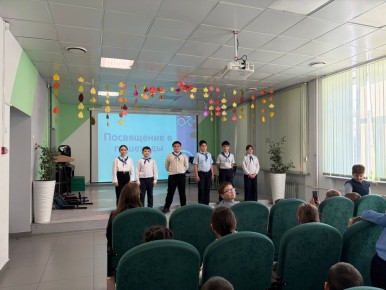 Ура! Первоклассники стали пешеходами!