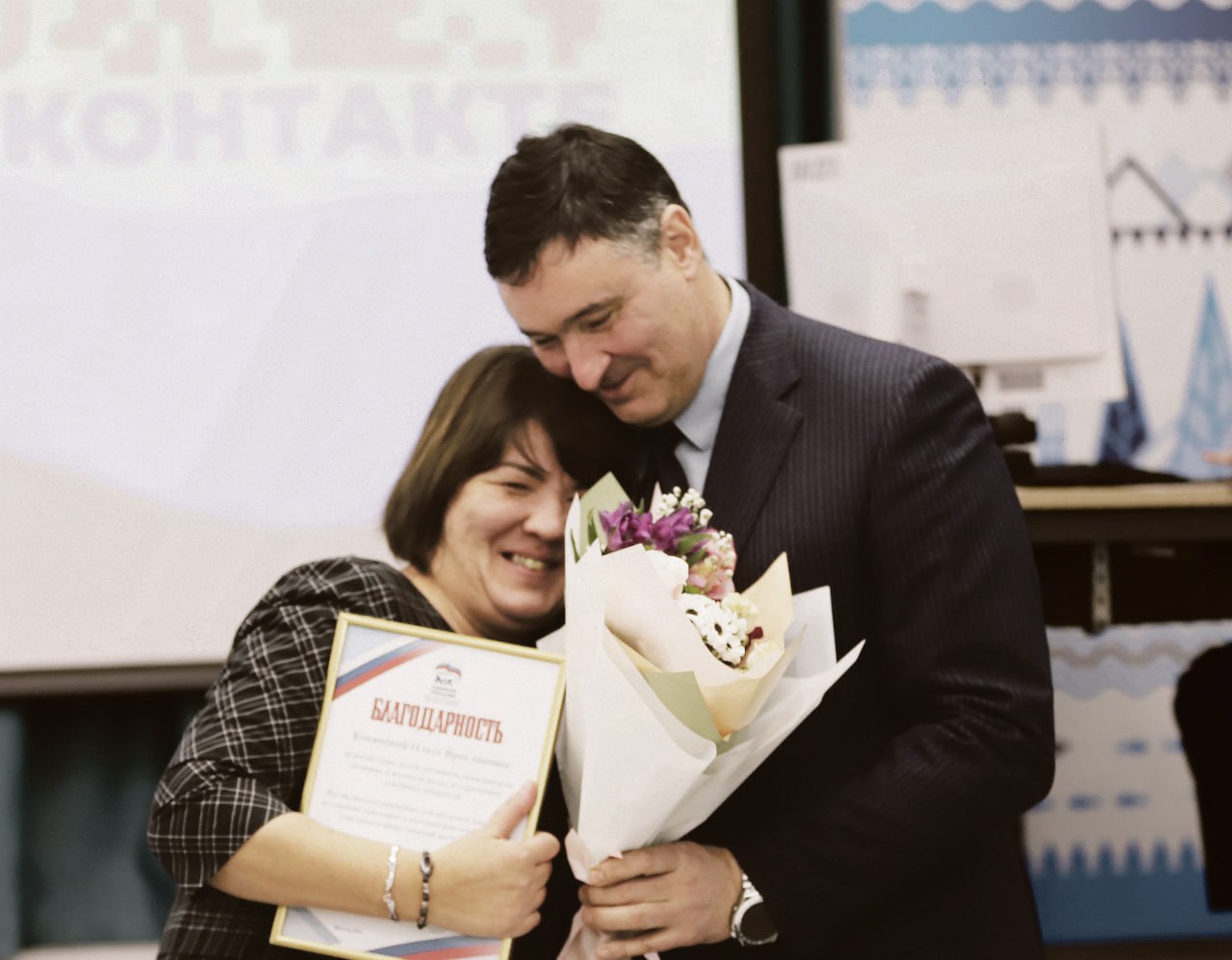 На прошлой неделе 12 активисток общества многодетных семей «Ковчег» пригласили на чествование в честь Дня матери На прошлой неделе 12 активисток общества многодетных семей «Ковчег» пригласили на чествование в честь Дня матери