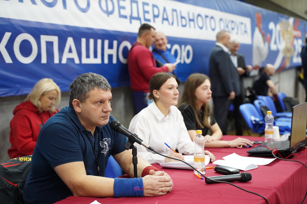 Чемпионат и первенство СФО по рукопашному бою проходит в Иркутске Чемпионат и первенство СФО по рукопашному бою проходит в Иркутске