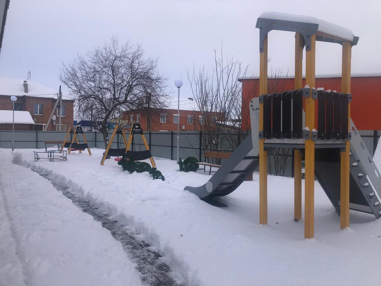 Краеведческий музей в посёлке Новонукутский благоустроили в рамках комплексного развития сельских территорий Краеведческий музей в посёлке Новонукутский благоустроили в рамках комплексного развития сельских территорий