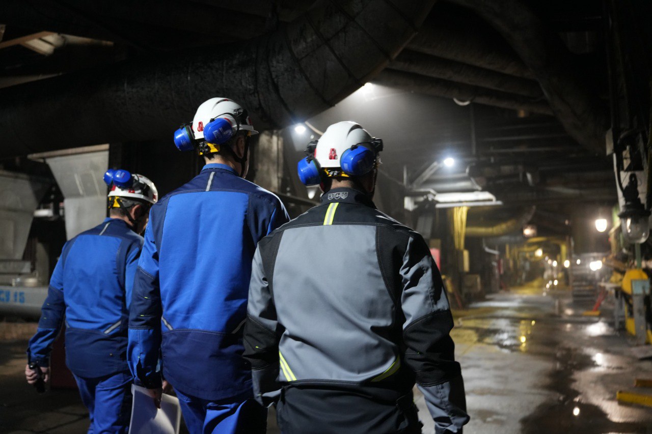 В Ангарске введен режим ЧС муниципального уровня из-за коммунальной аварии В Ангарске введен режим ЧС муниципального уровня из-за коммунальной аварии