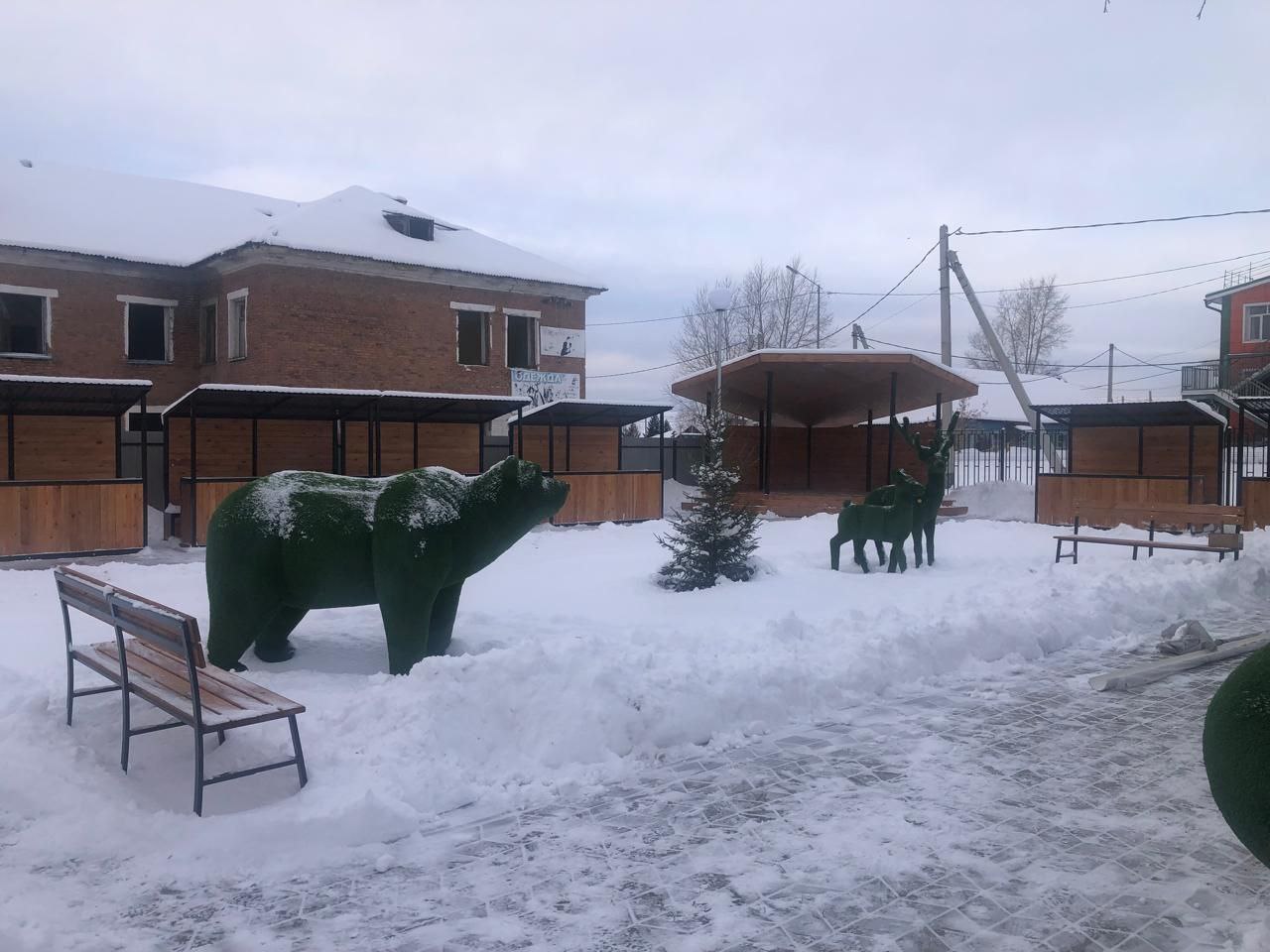 Краеведческий музей в посёлке Новонукутский благоустроили в рамках комплексного развития сельских территорий Краеведческий музей в посёлке Новонукутский благоустроили в рамках комплексного развития сельских территорий