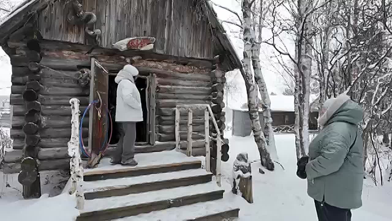 Резиденцию Деда Мороза открыли в архитектурно-этнографическом музее «Тальцы»