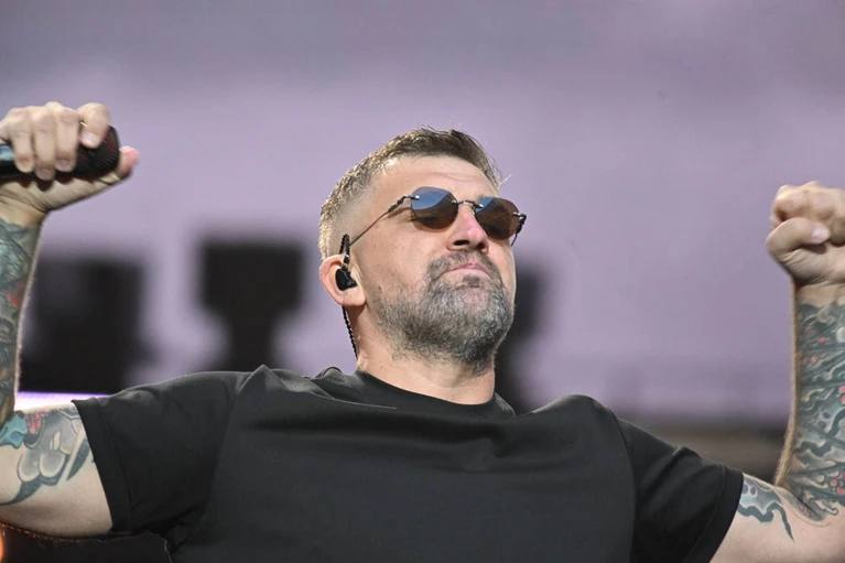 Баста даст сразу два сольных концерта (16+) в Иркутске! Шоу состоятся 20 и 21 мая 2026 на площадке ледового дворца «Айсберг»