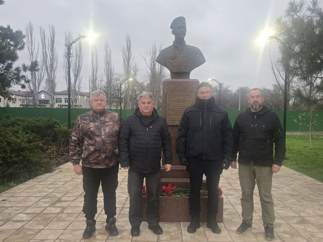 Руслан Болотов: Сегодня, в День Героев Отечества, нахожусь рядом с бойцами, в зоне СВО Руслан Болотов: Сегодня, в День Героев Отечества, нахожусь рядом с бойцами, в зоне СВО