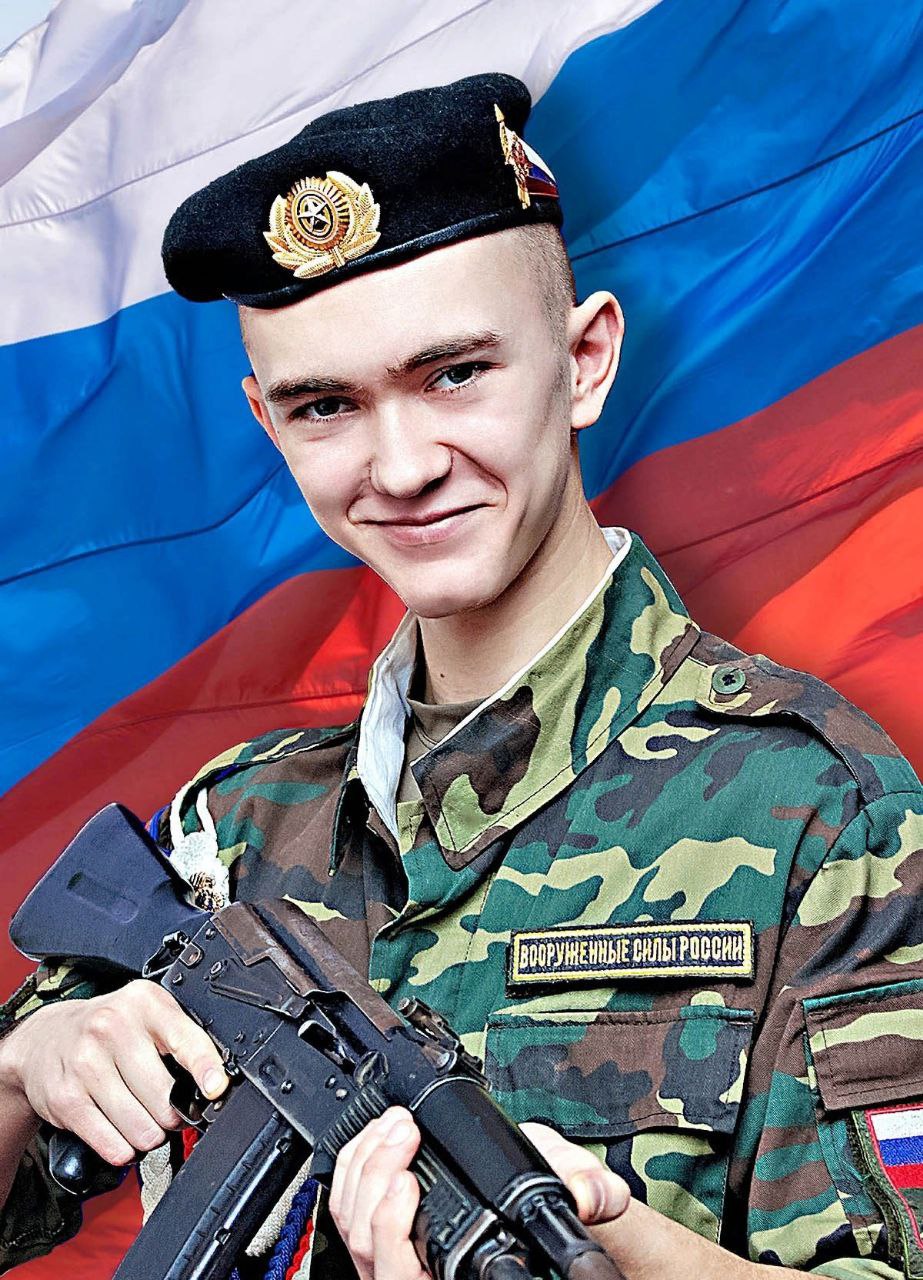 ЭДУАРД ДЬЯКОНОВ. Эдуард Дьяконов, уроженец Иркутской области, с детства мечтал о военной службе