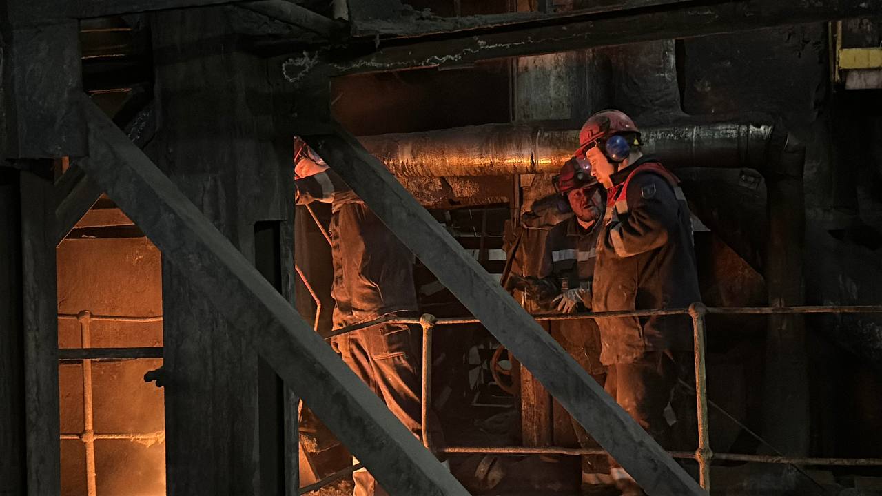 На ТЭЦ-9 Ангарска специалисты Байкальской энергетической компании приступили к растопке котлоагрегата №2. Планируется, что котел выйдет на полную мощность через несколько часов На ТЭЦ-9 Ангарска специалисты Байкальской энергетической компании приступили к растопке котлоагрегата №2. Планируется, что котел выйдет на полную мощность через несколько часов