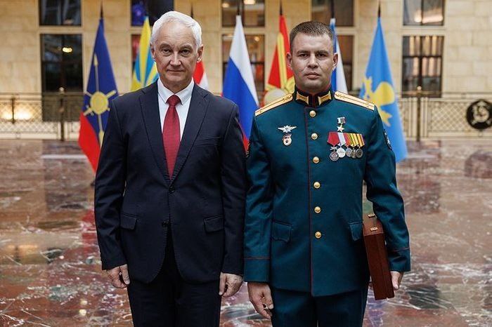 ВЛАДИМИР КОРОЛЕВ. Владимир Королев родом из поселка Кутулик Иркутской области