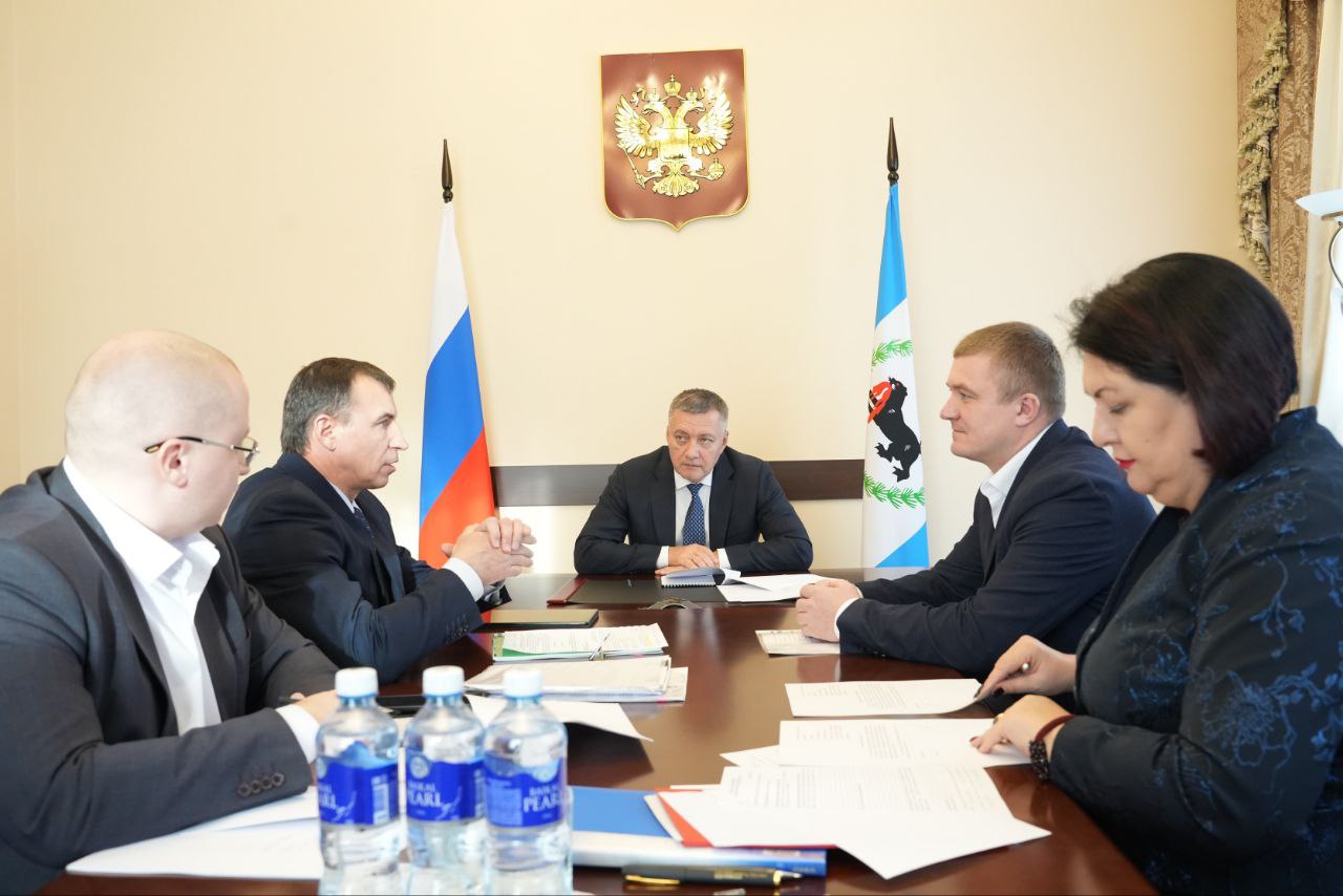 Губернатор Иркутской области Игорь Кобзев провел прием граждан Губернатор Иркутской области Игорь Кобзев провел прием граждан