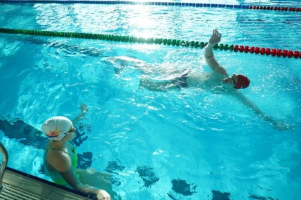 В Иркутске в водноспортивном комплексе «Солнечный» 9 декабря состоялся мастер-класс по плаванию Заслуженного мастера спорта России, двукратного чемпиона Европы, многократного чемпиона России Андрея Жилкина для юных...