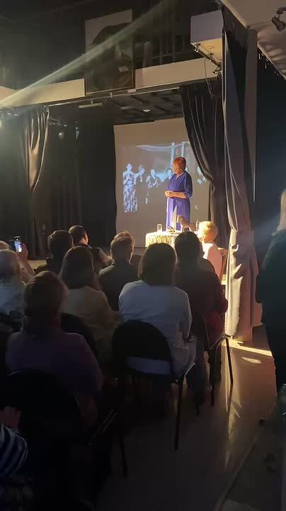 Работаем в Культурном центре Александра Вампилова