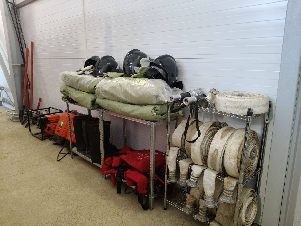 Добровольцы на страже: в Новогрудинине открылось новое пожарное депо Добровольцы на страже: в Новогрудинине открылось новое пожарное депо