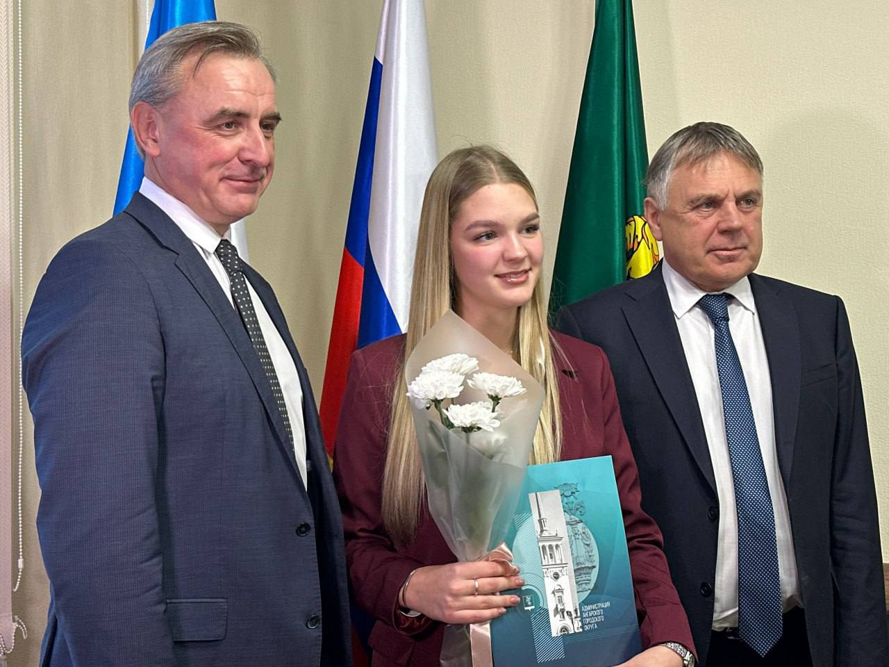 Сергей Петров: С большим удовольствием ежегодно встречаюсь с финалистами муниципального этапа всероссийского конкурса «Лучший ученик года» и их родителями