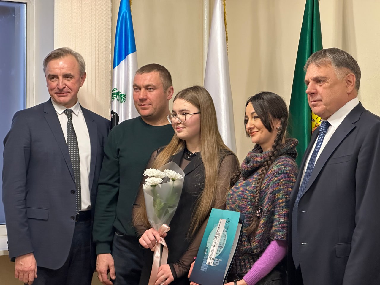 Ежегодная встреча с финалистами муниципального этапа всероссийского конкурса «Лучший ученик года», их родителями, педагогами состоялась в администрации Ежегодная встреча с финалистами муниципального этапа всероссийского конкурса «Лучший ученик года», их родителями, педагогами состоялась в администрации