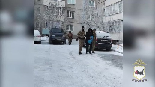 Сбытчика наркотиков задержали полицейские в Иркутске