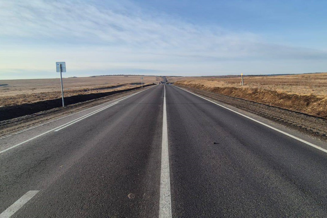В Иркутской области в 2025 году ремонтировали свыше 200 километров дорог, входящих в опорную сеть России В Иркутской области в 2025 году ремонтировали свыше 200 километров дорог, входящих в опорную сеть России