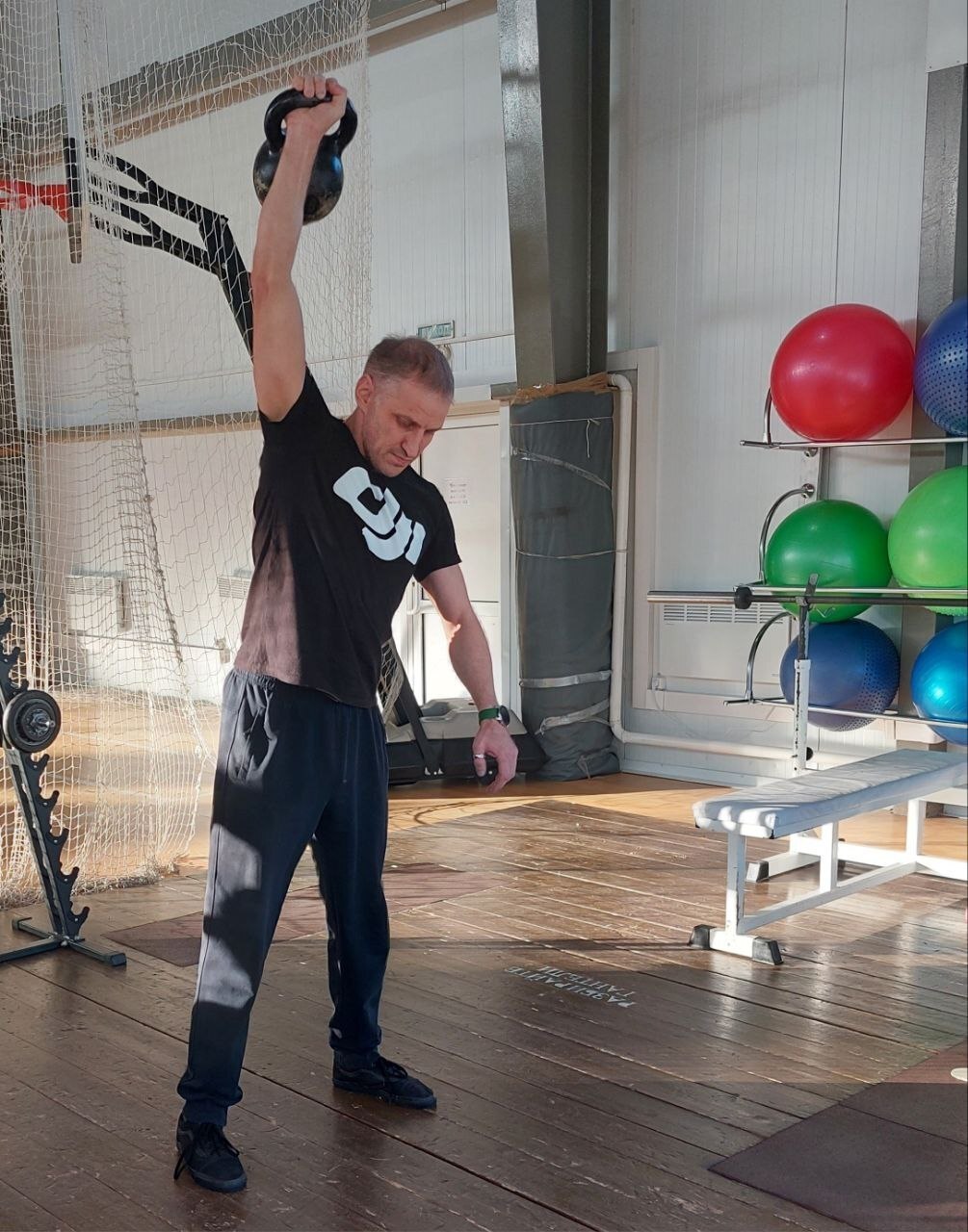 Более 400 школьникам Тулуна торжественно вручили знаки отличия ГТО Более 400 школьникам Тулуна торжественно вручили знаки отличия ГТО