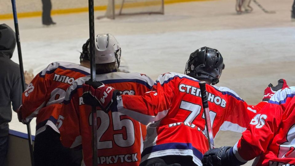 Поздравляем команду Следственного управления Следственного комитета Российской Федерации по Иркутской области «Искра» с почетным 3-м местом на завершившемся турнире! Поздравляем команду Следственного управления Следственного комитета Российской Федерации по Иркутской области «Искра» с почетным 3-м местом на завершившемся турнире!