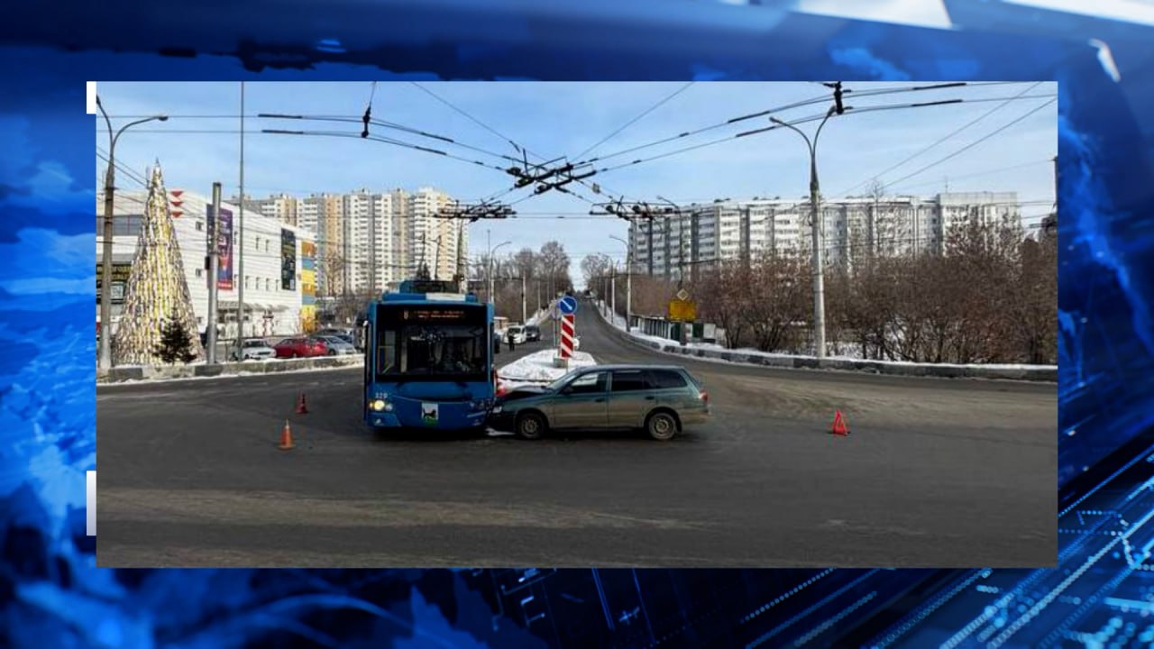 В обстоятельствах ДТП с участием троллейбуса № 8 разбираются автоинспекторы в Иркутске