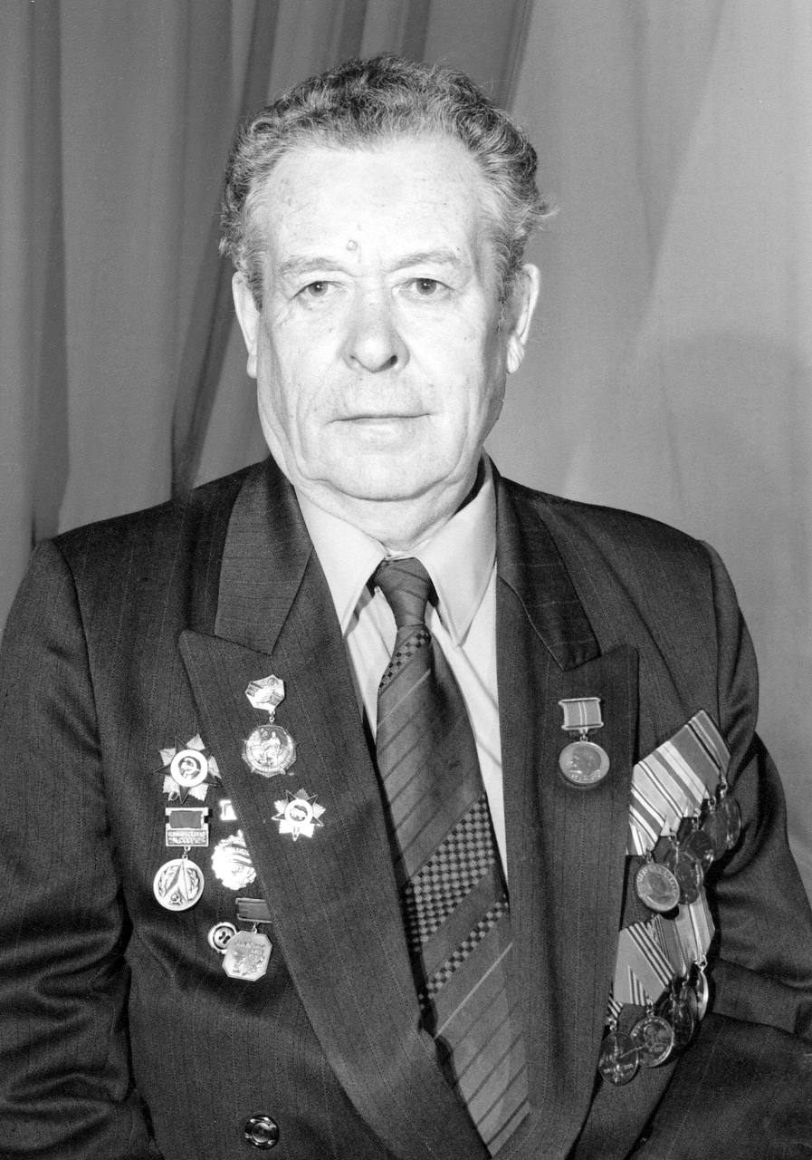 «Однокурсники даже аппендицита не вырезали, а он уже спасал людей»: как жил отец детской хирургии Всеволод Урусов