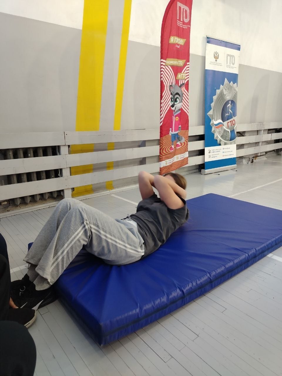 Более 400 школьникам Тулуна торжественно вручили знаки отличия ГТО Более 400 школьникам Тулуна торжественно вручили знаки отличия ГТО