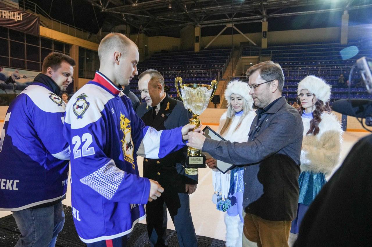 Сборная команда регионального главка полиции одержала победу в турнире по хоккею с шайбой Сборная команда регионального главка полиции одержала победу в турнире по хоккею с шайбой