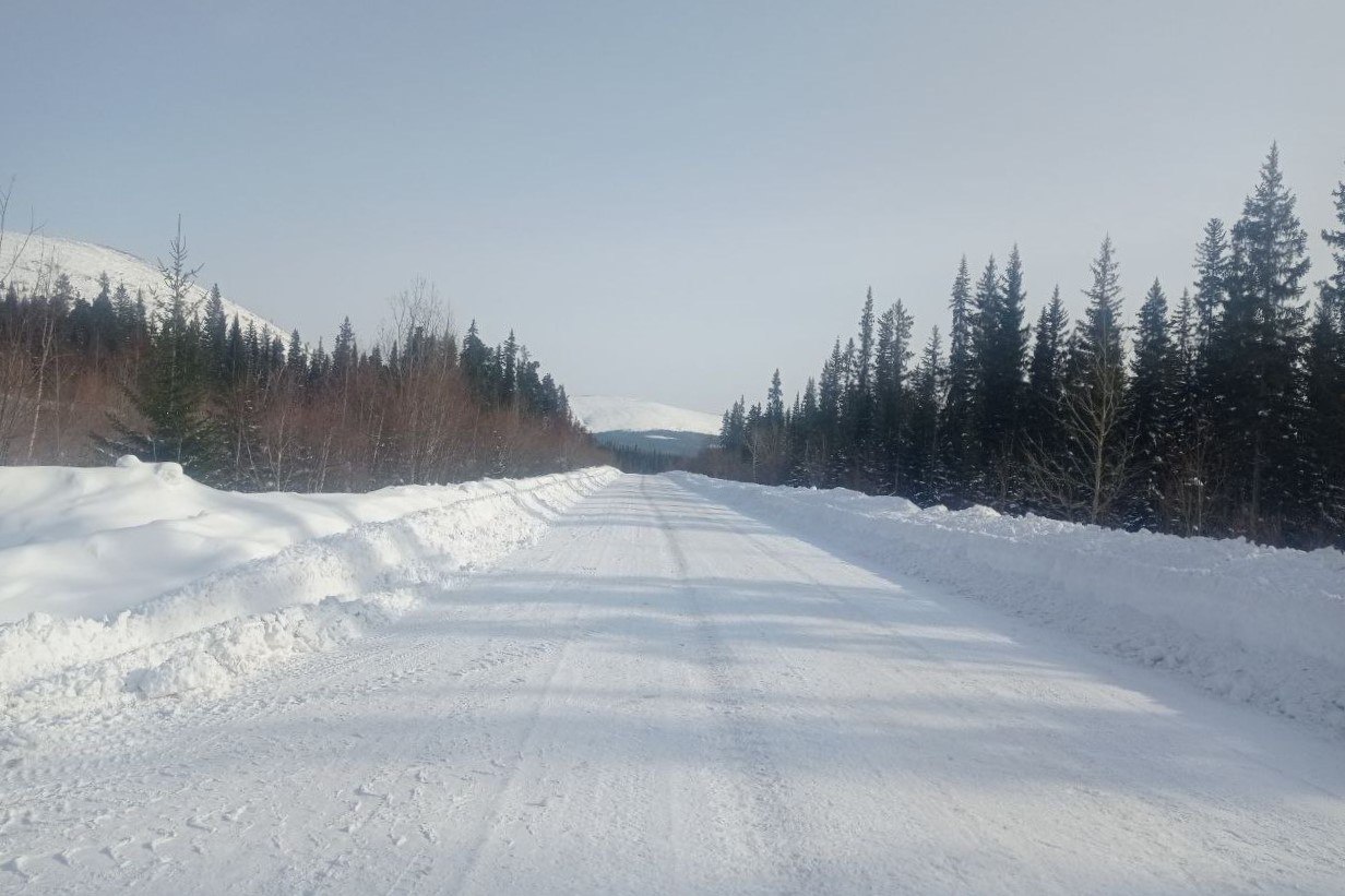 Плановые работы по расчистке от снега провели на ключевых северных трассах Усть-Кут – Уоян и Таксимо – Бодайбо Плановые работы по расчистке от снега провели на ключевых северных трассах Усть-Кут – Уоян и Таксимо – Бодайбо