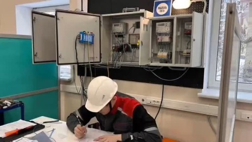 В Правительстве Иркутской области состоялась встреча с призерами чемпионатов «Профессионалы» и «Абилимпикс», а также их наставниками