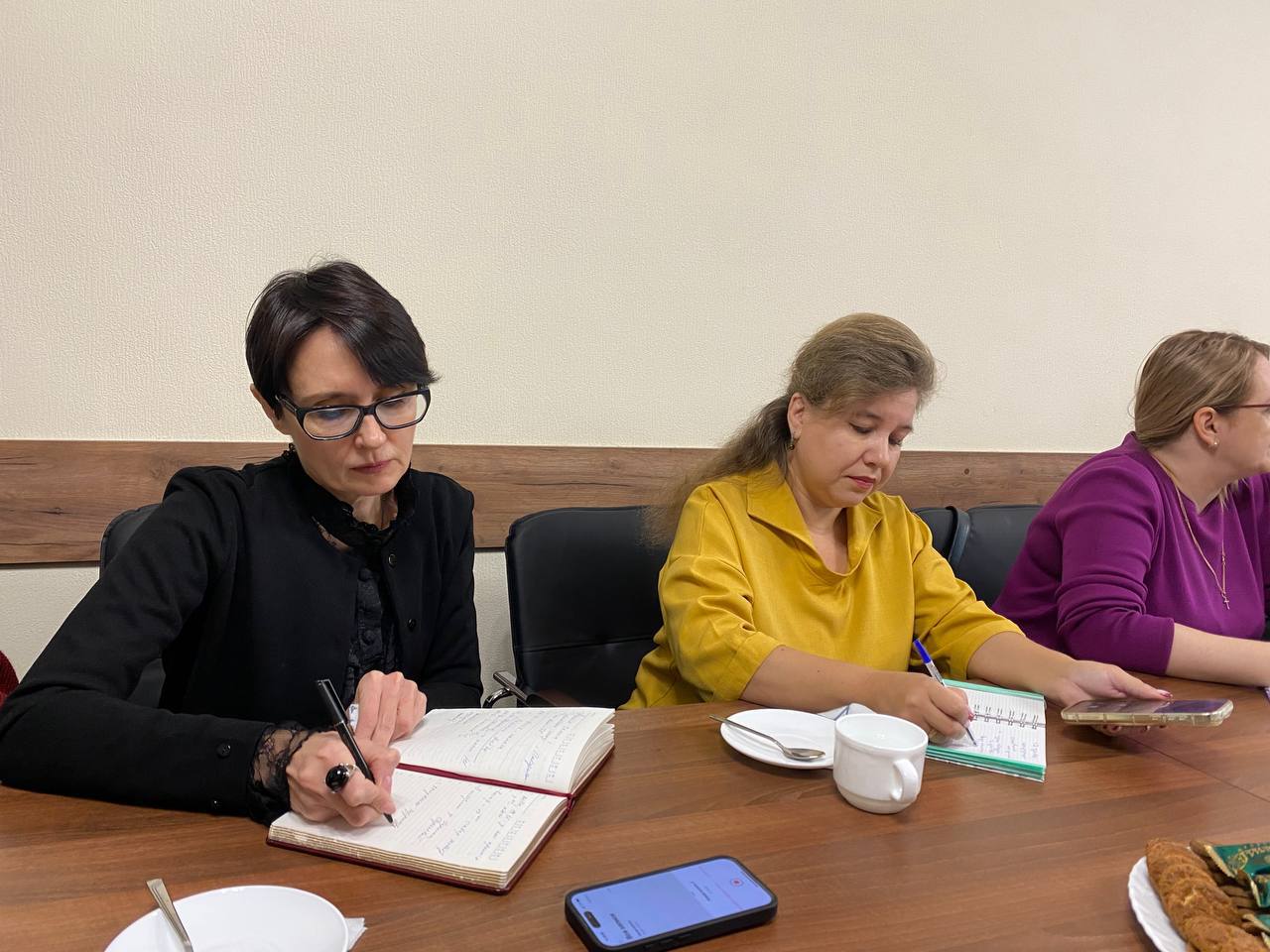 Сергей Петров: Сегодня по сложившейся предновогодней традиции встретился с редакторами городских и областных СМИ Сергей Петров: Сегодня по сложившейся предновогодней традиции встретился с редакторами городских и областных СМИ