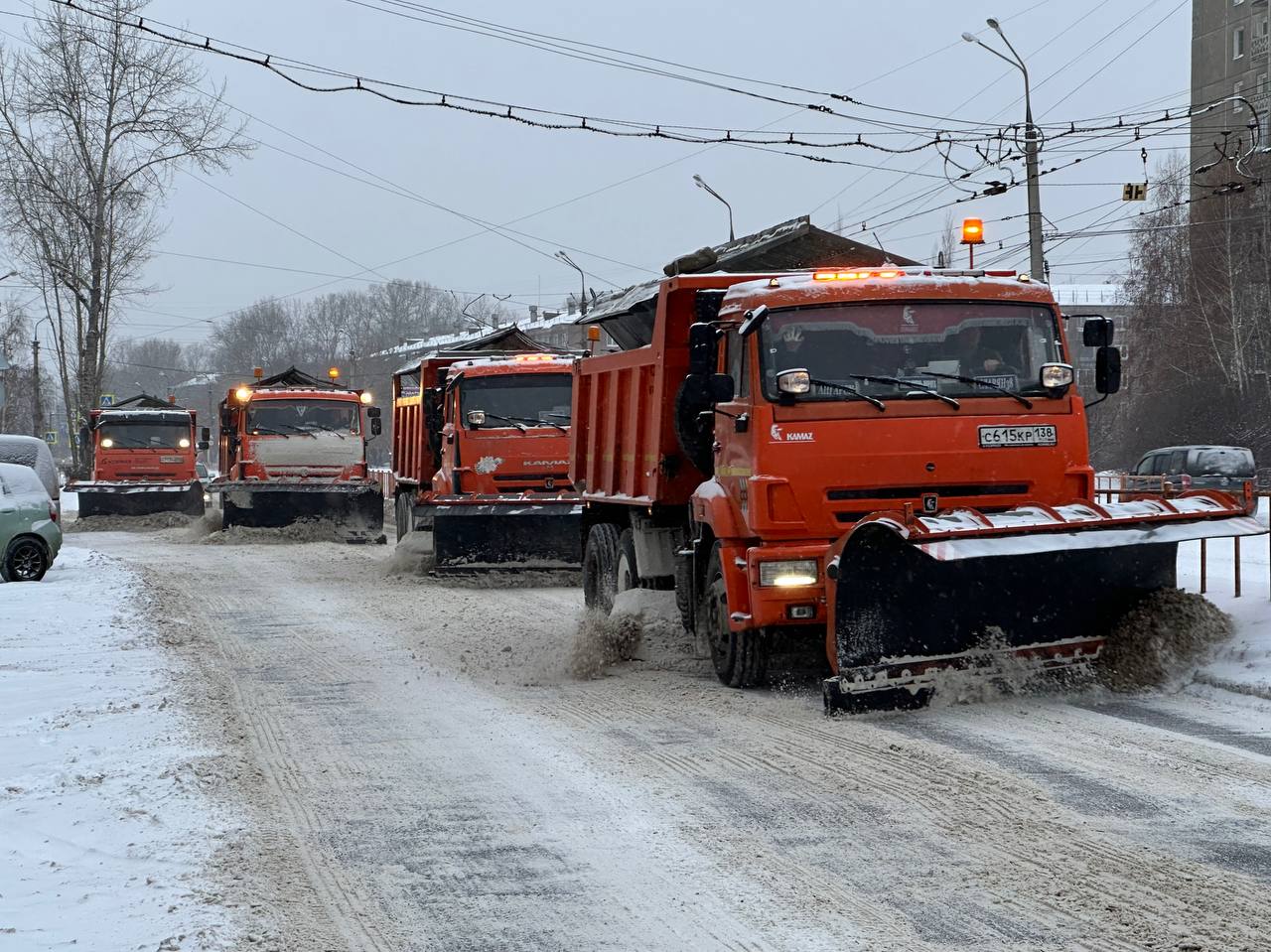 Дорожная техника в Ангарске работает в усиленном режиме Дорожная техника в Ангарске работает в усиленном режиме