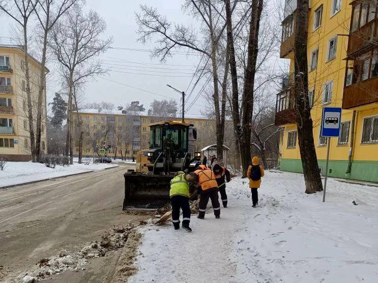 Дорожная техника в Ангарске работает в усиленном режиме Дорожная техника в Ангарске работает в усиленном режиме