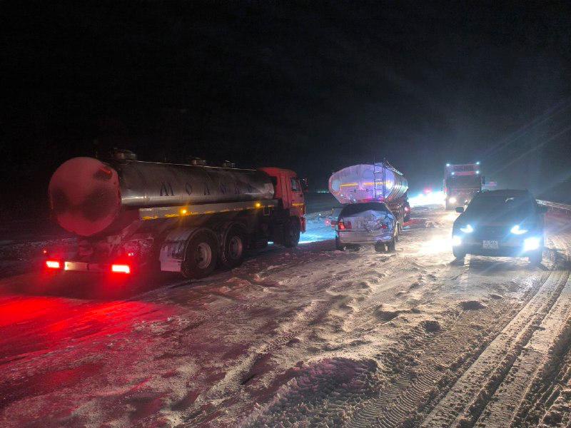 Пять человек пострадали на трассе «Сибирь» в Черемховском районе, где столкнулись 10 автомобилей
