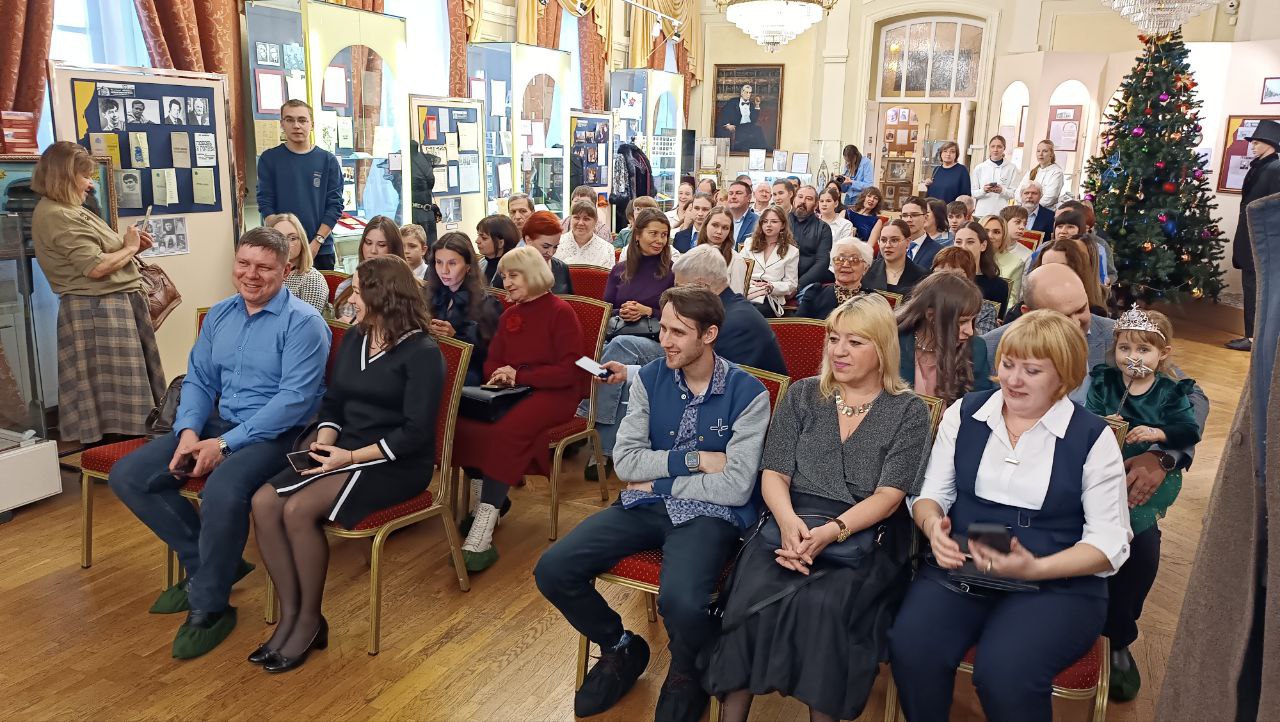 Прямо сейчас в в Музее истории города Иркутска проходит награждение победителей конкурса информационного портала «Иркутскинформ.рф» «Событие — 2025»!